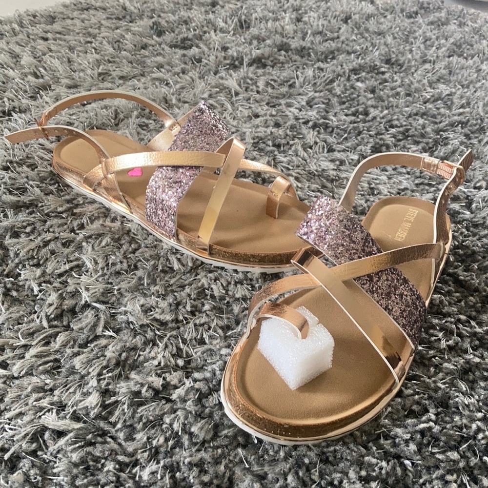 Girls Steve Madden sandals
